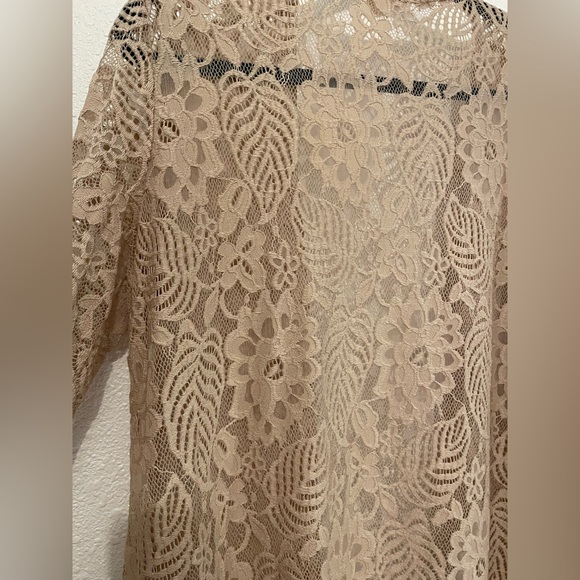 Jane And Delancey Open Front crochet floral pattern beige Sweater cardigan - Picture 5 of 5